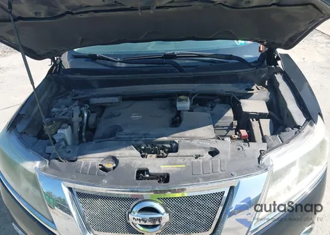 2013 Nissan Pathfinder Platinum from USA, damaged, VIN 5N1AR2MM8DC613065